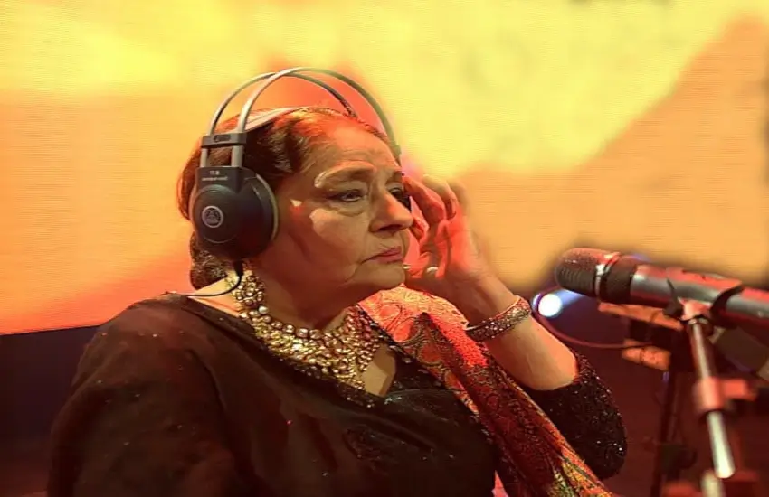 Farida Khanum - Bio, Top 20 Best Pakistani Ghazals Music