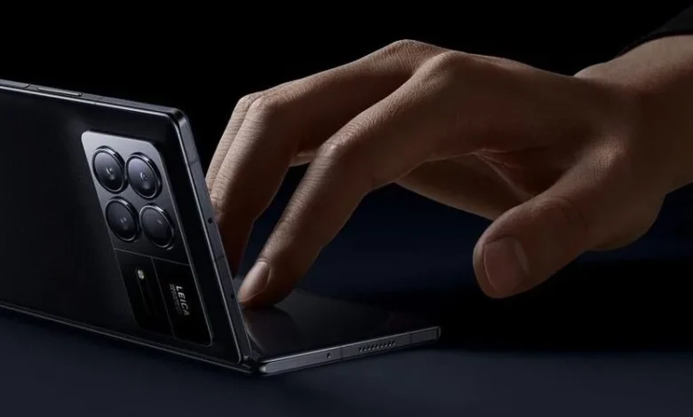 Xiaomi’s First Flip Phone Confirmed To Launch