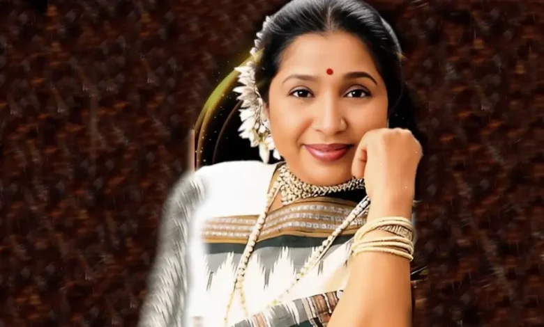 Asha Bhosle - Bio, Top 34 Best Bollywood Music