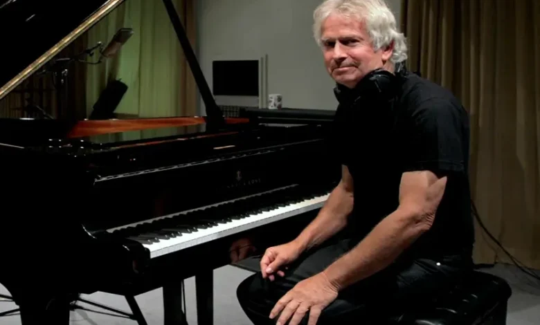 Tony Banks - Bio, Top 15 Best English Songs