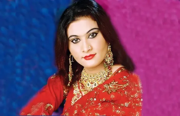 Nighat Naz Songs - Top 15 Best Sindhi Folk Music Collection